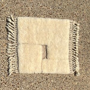 Cream Textured Throw Rug Accent with Fringe. Decor Accent Mini Rug. Delightful!